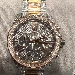 🔥🔥🔥Gorgeous Michael Kors “Showstopper” watch! Price is firm!